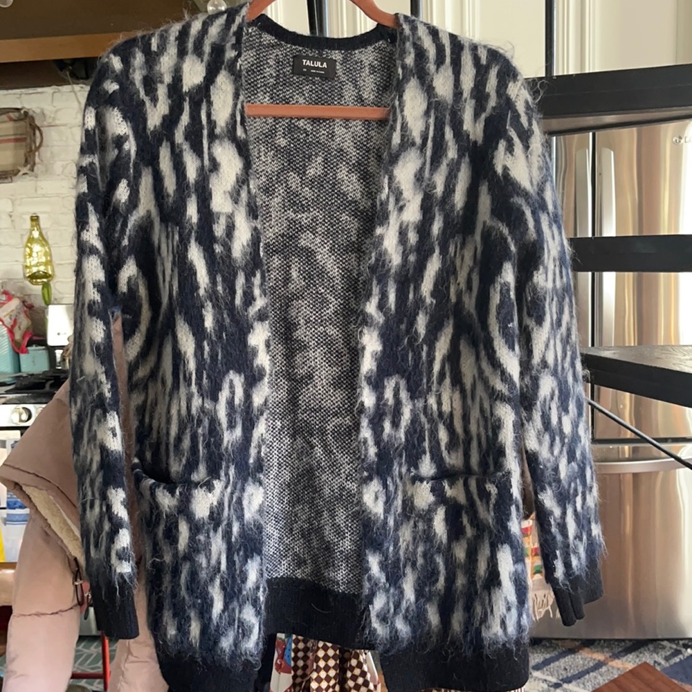 Aritzia Talula open cardigan sweater - fuzzy and soft merino wool mohair knit XS